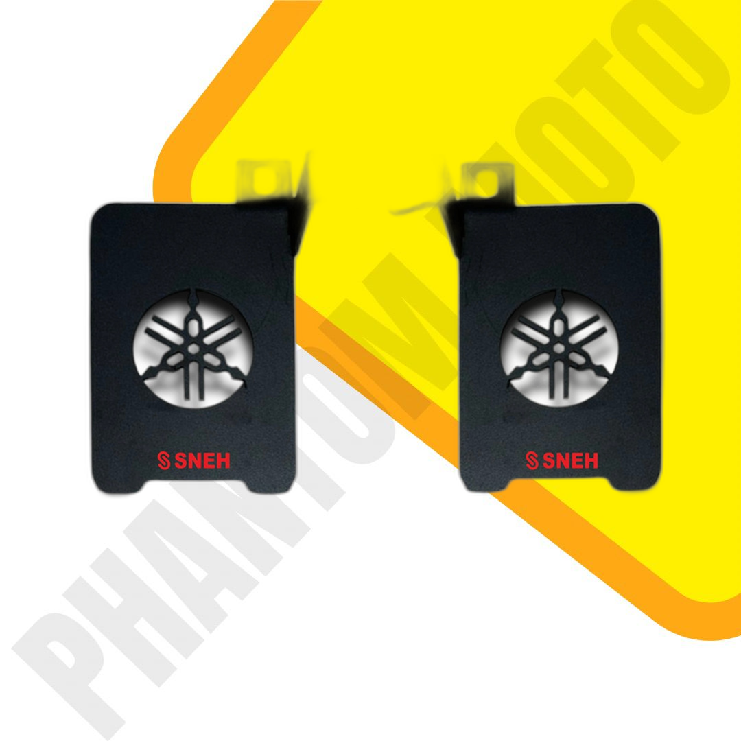Mt15 Pillion Footrest Pair