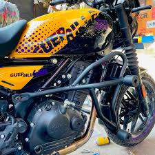 🌟 How does a motorcycle crash guard protect your bike?